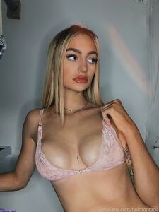 holmontana exclusive onlyfans leaked nudes