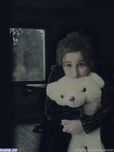 Larra aka @me_larra hot onlyfans leaked nudes