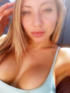 Zoomerhaleyy Onlyfans Leaks Nude Photos