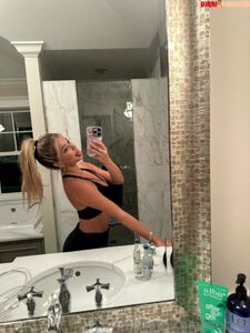 Breckie Hill Latest Boobs And Big Booty Nude Leaks Onlyfans Photos