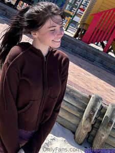 BelleDelphine Candid Holiday Photos Latest Onlyfans Premium Leaks