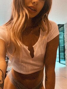 Naomiswann Onlyfans Latest Premium Leaks