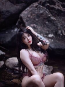 Hitomi Songyuxin Aka Syx_hitomi Nude Boobs And Big Booty Onlyfans Leaks Photos