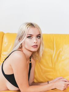 Laurenxburch Onlyfans Latest Nude Photo Leaks